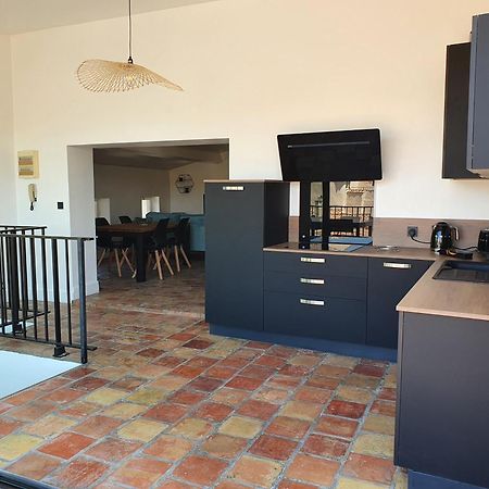 Au Coeur Du Centre Historique - Immeuble Classe - Terrasse - Climatise Nimes Ngoại thất bức ảnh