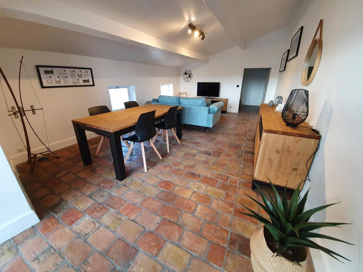 Au Coeur Du Centre Historique - Immeuble Classe - Terrasse - Climatise Nimes Ngoại thất bức ảnh