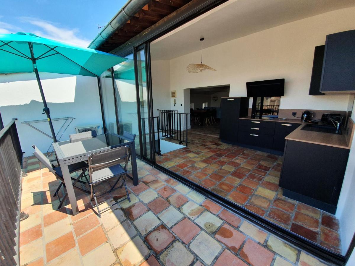 Au Coeur Du Centre Historique - Immeuble Classe - Terrasse - Climatise Nimes Ngoại thất bức ảnh