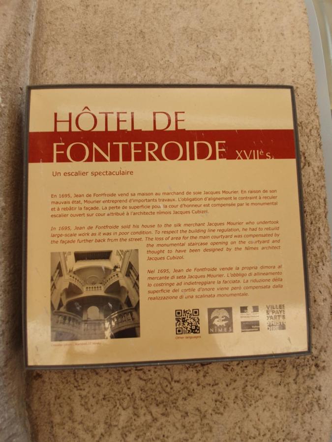 Au Coeur Du Centre Historique - Immeuble Classe - Terrasse - Climatise Nimes Ngoại thất bức ảnh